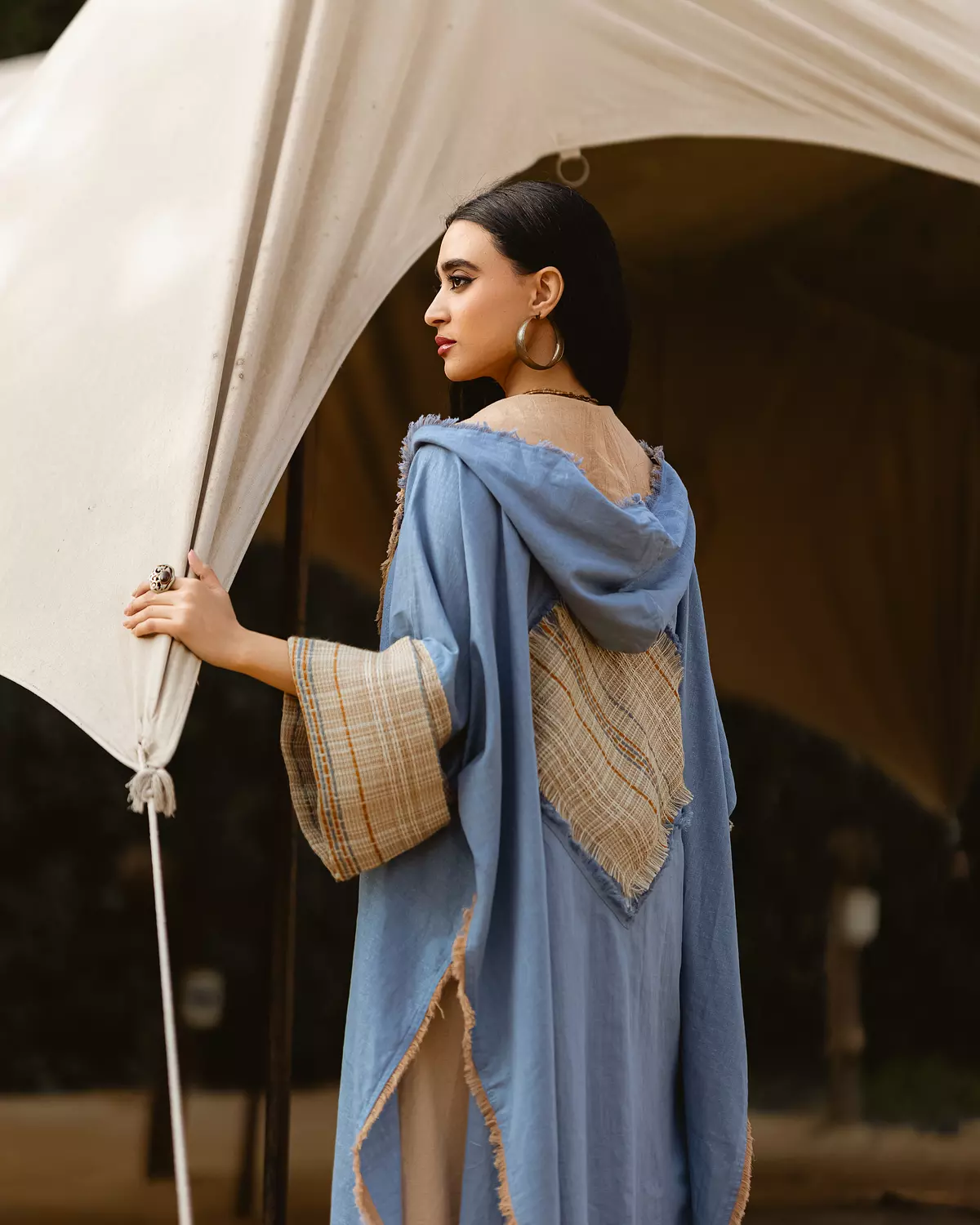 Assel Shimmery Cardigan 3