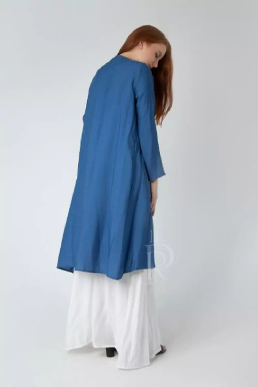 Knee level Linen Cardigan - Blue hover image
