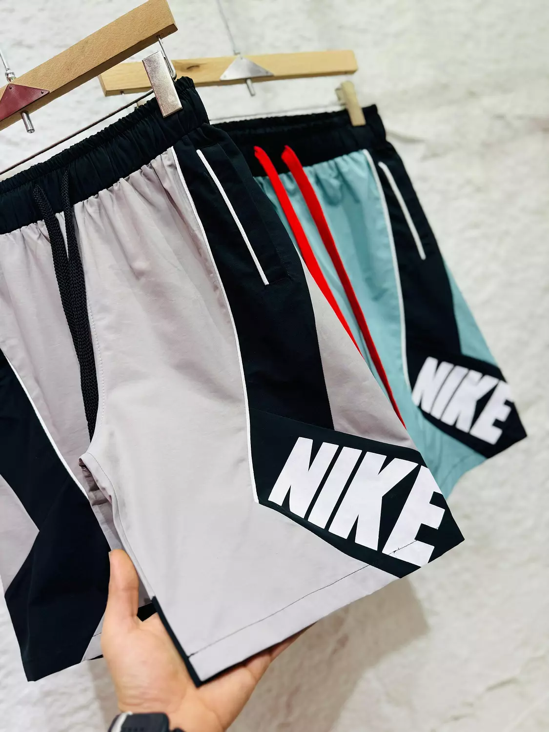 Nike Spell Out Nylon  1