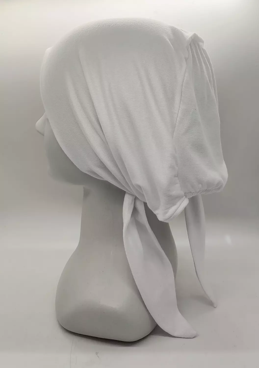 Underscarf-B-White image