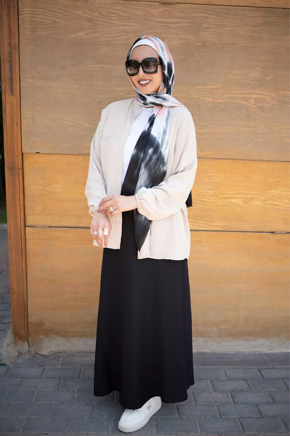 Spanish Linen Black Skirt image