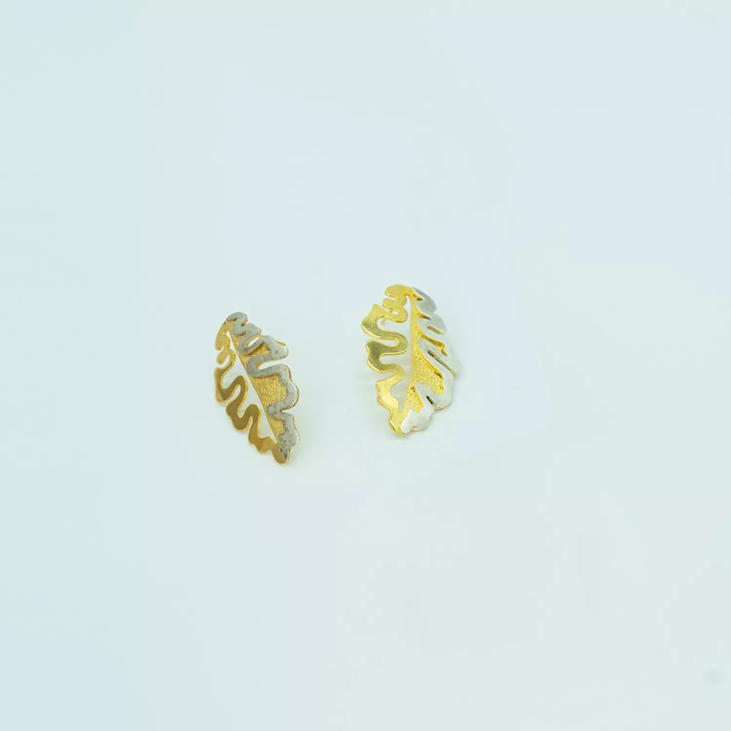 Two-layer copper earring, plated with matte and shiny gold and silver - mulberry leaf hover image