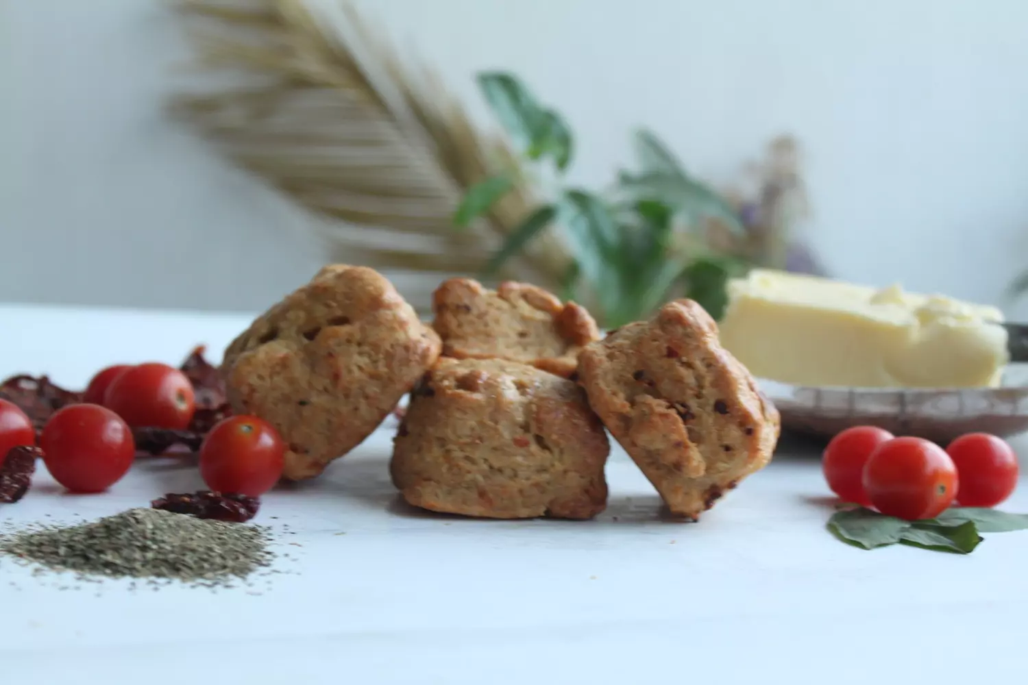 Sundried Tomato Cheese Scone 6