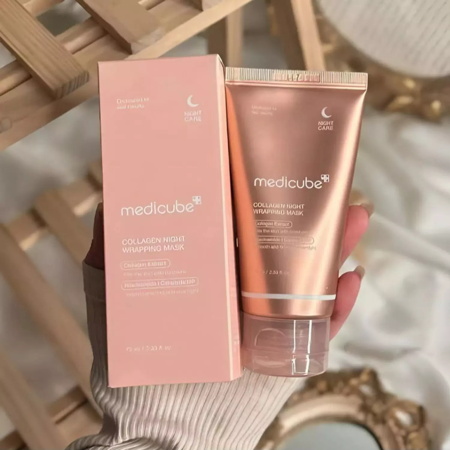 Medicube Wrapping Mask 1