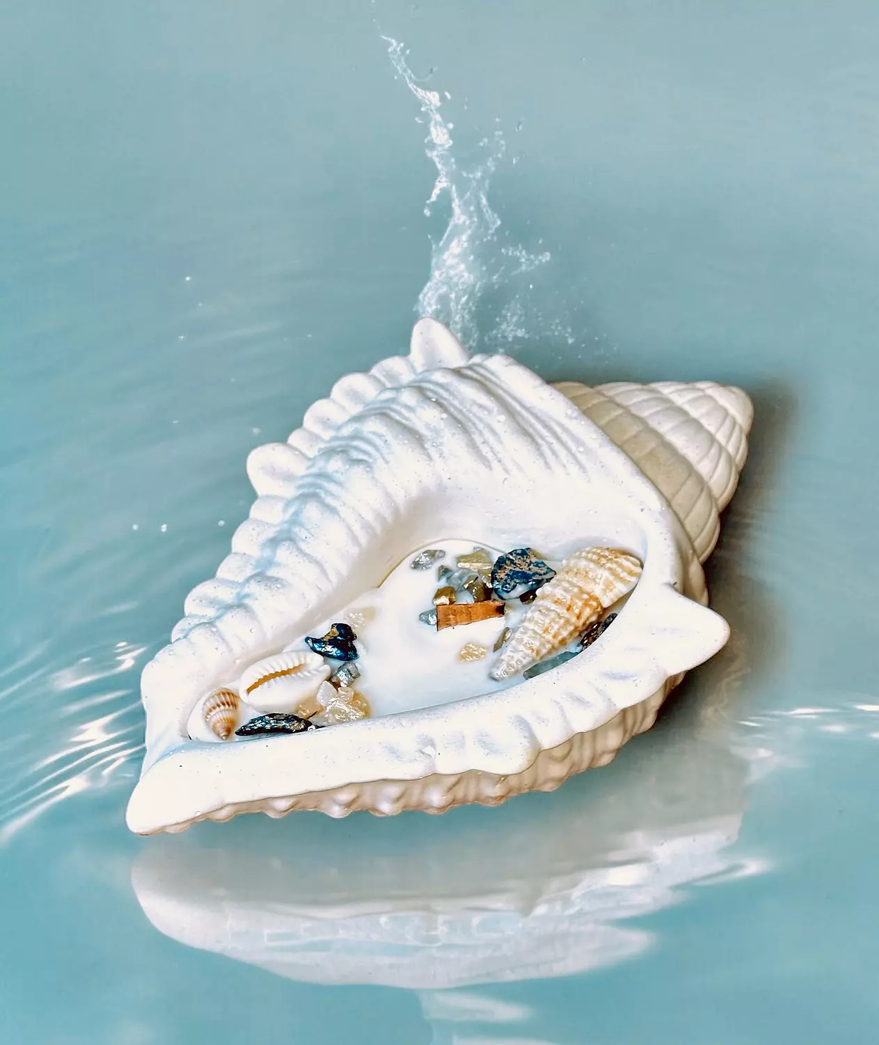 Day On The Beach Shell Candle 3