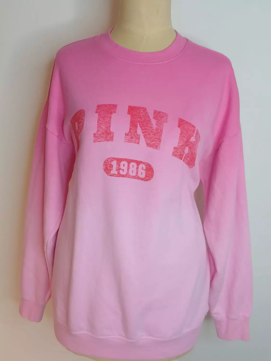Pink swearshirt image