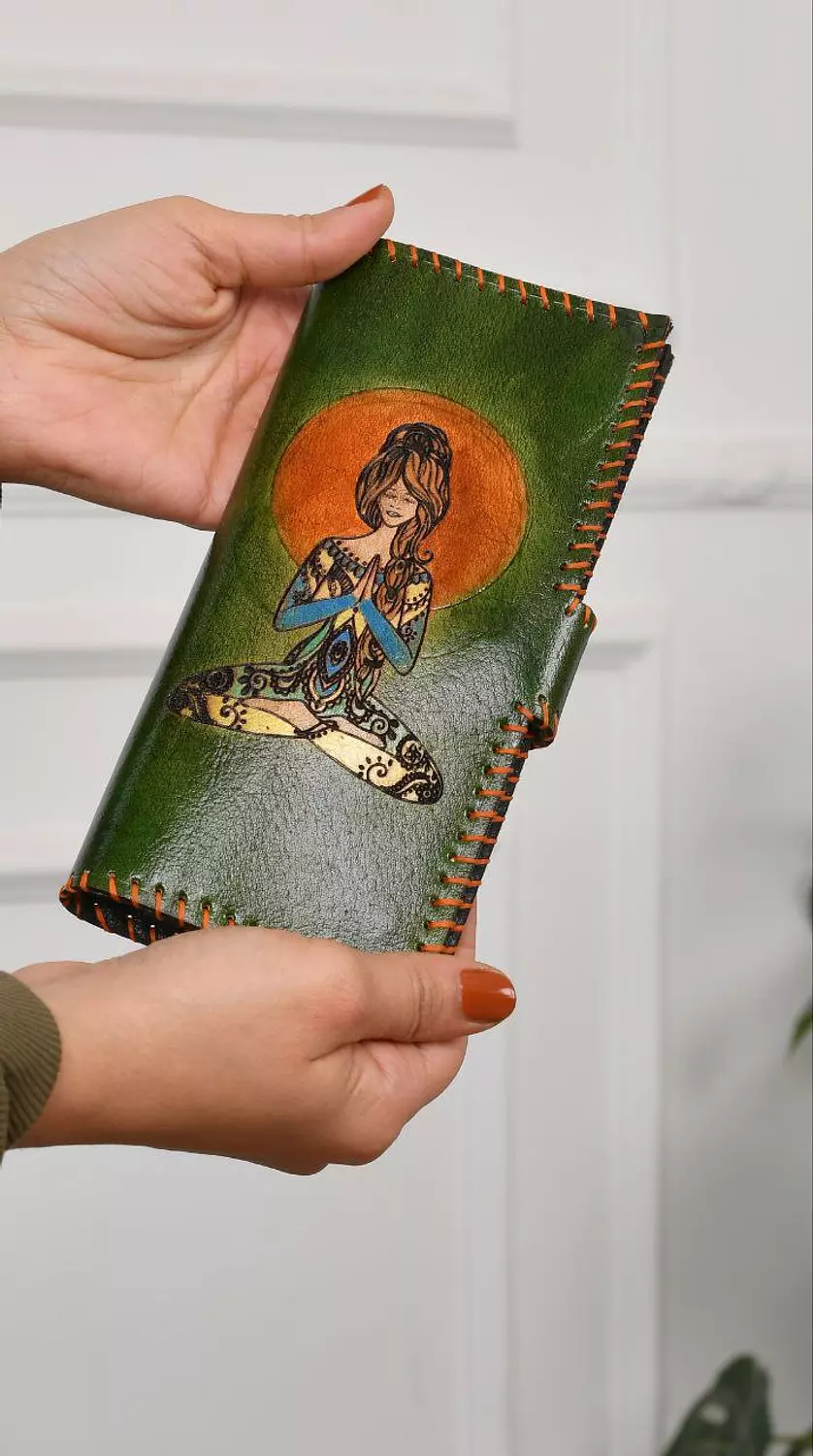 meditation wallet image