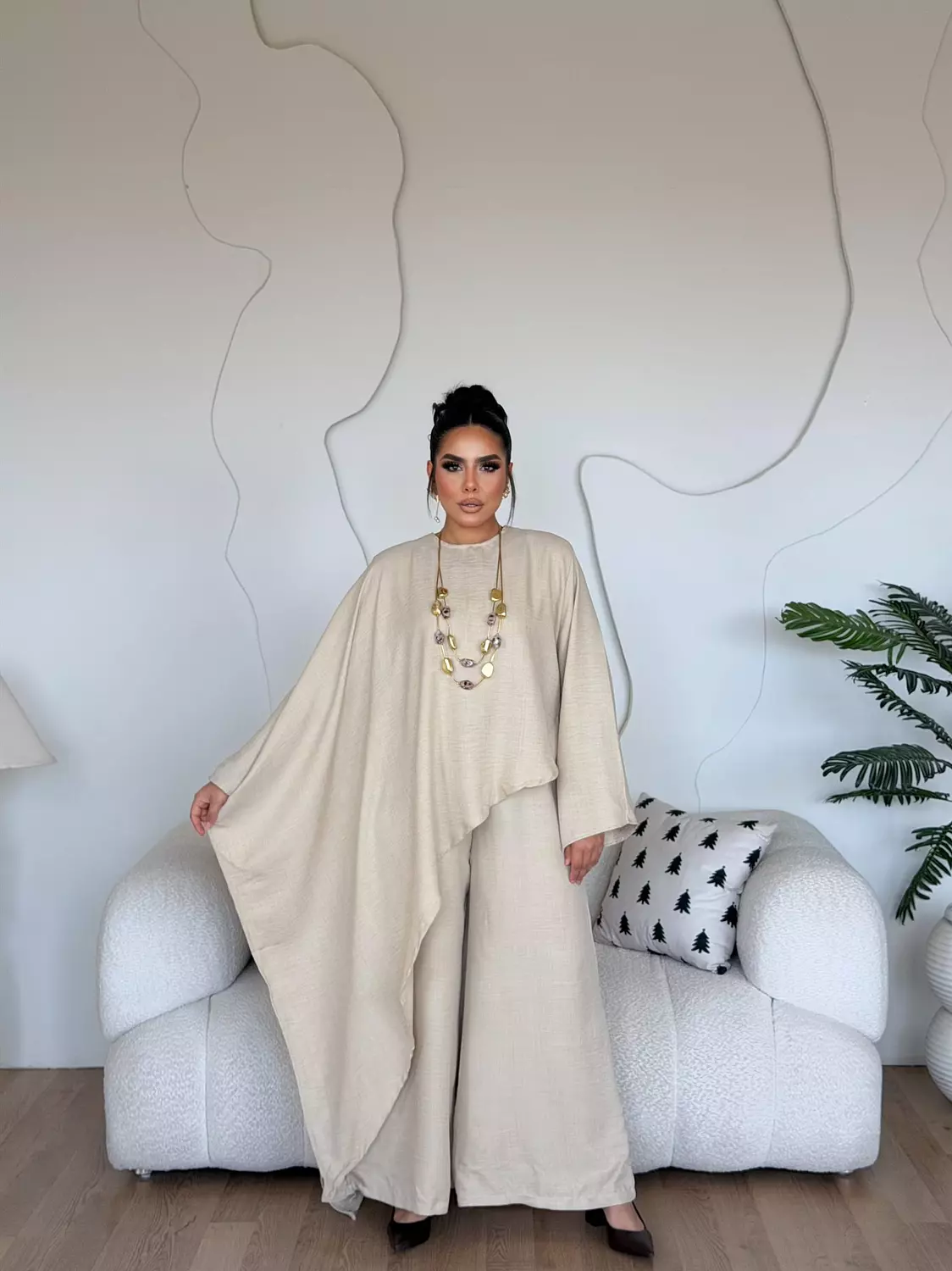 The Flowy Set In Beige image