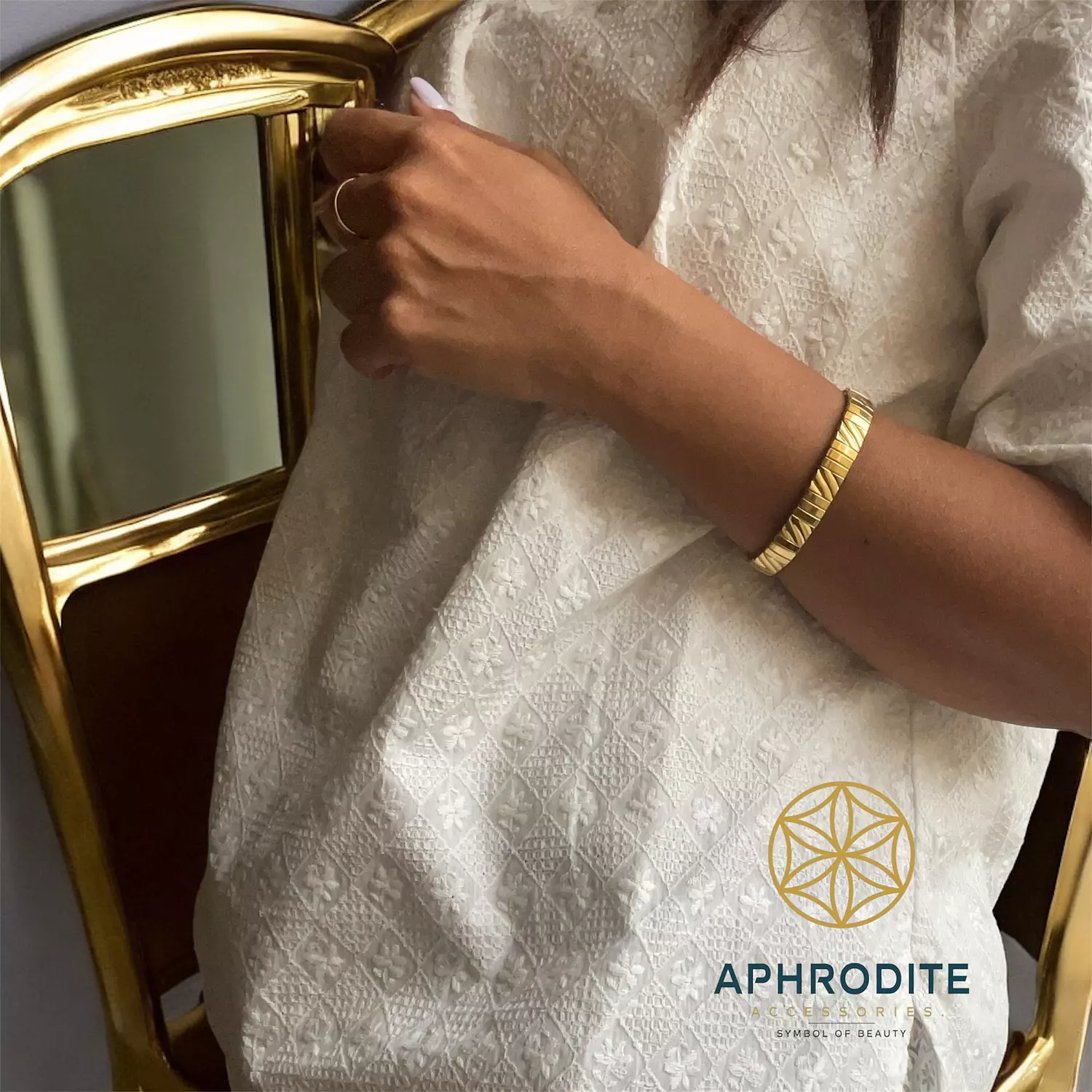 Golden Echo image
