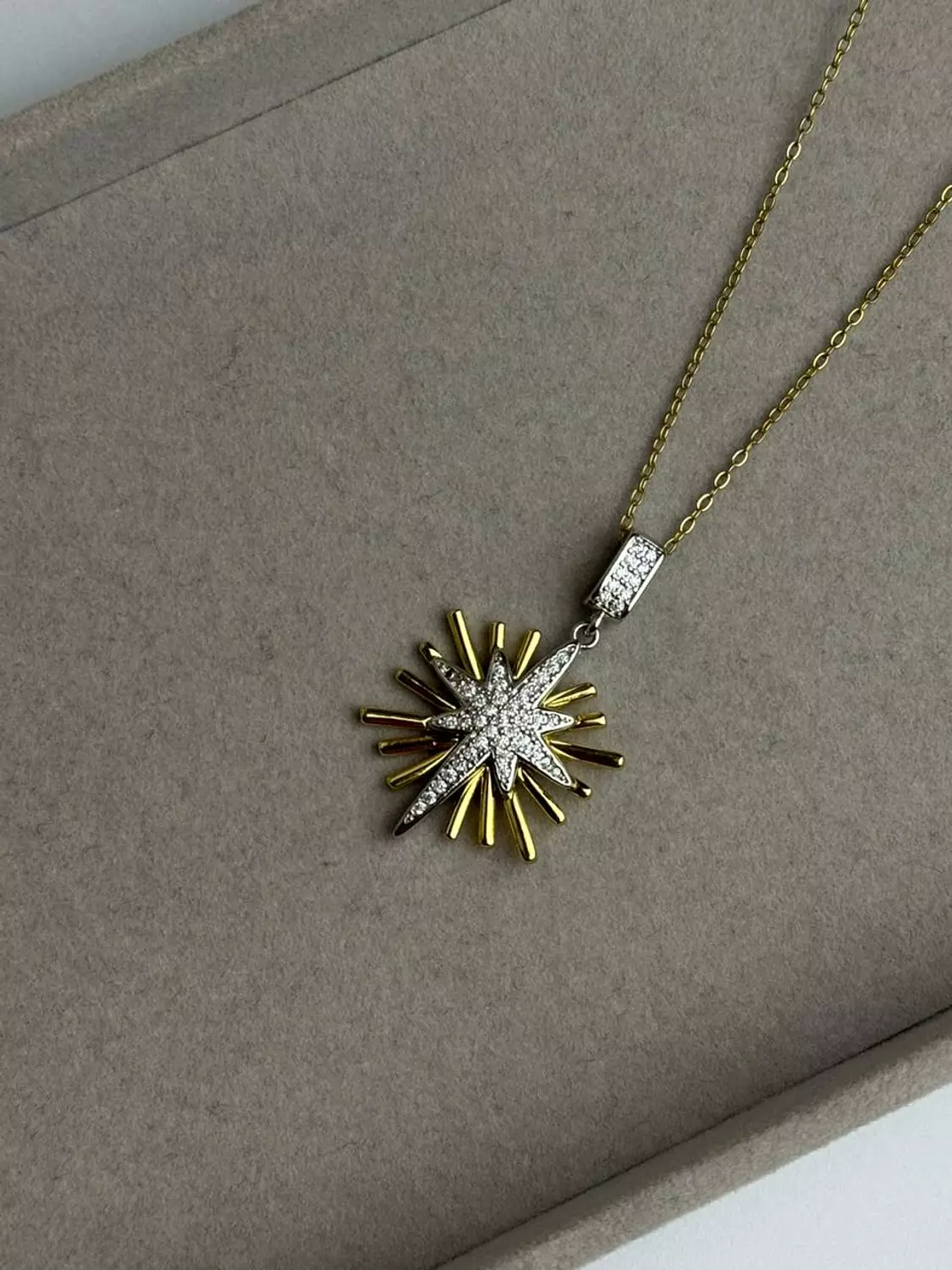 Shine Star 1  hover image