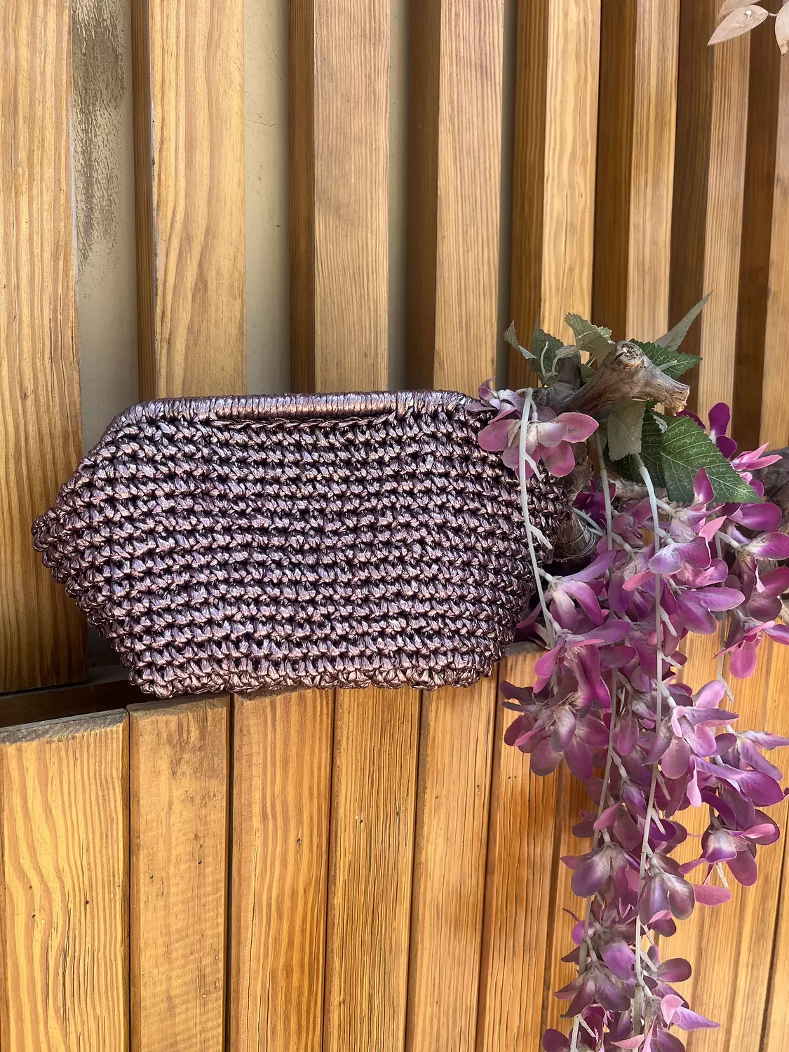 Metallic Raffia Oxidé pouch  2