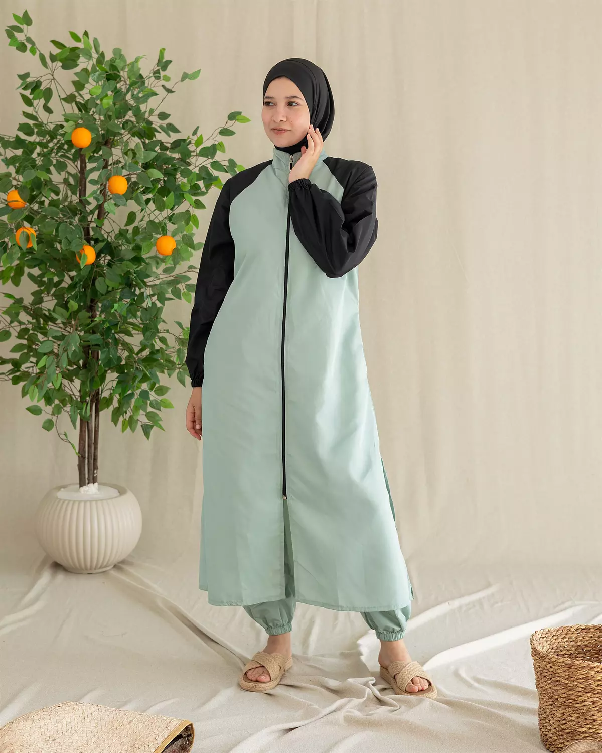 Burkini Code 105 | Mint & Black 3