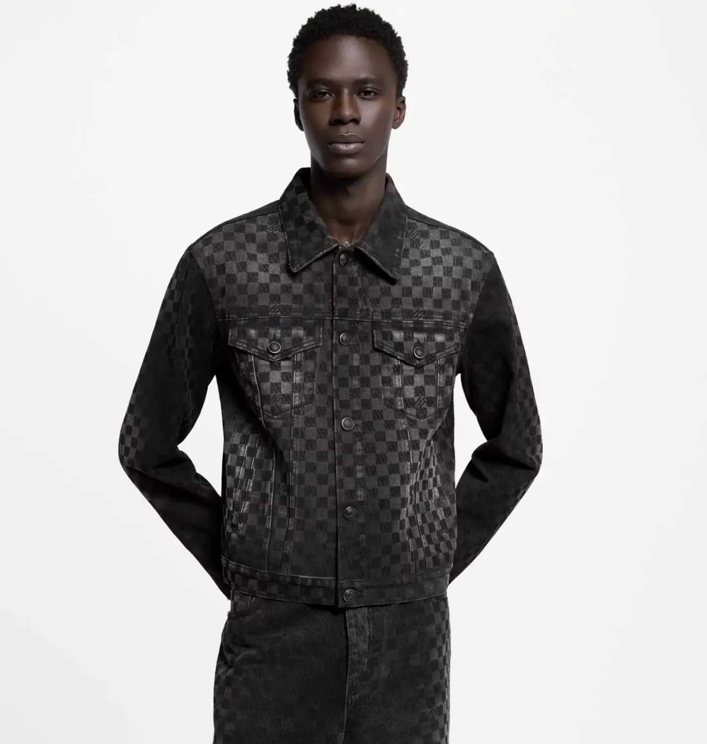 <h2>LOUIS VUITTON </h2>