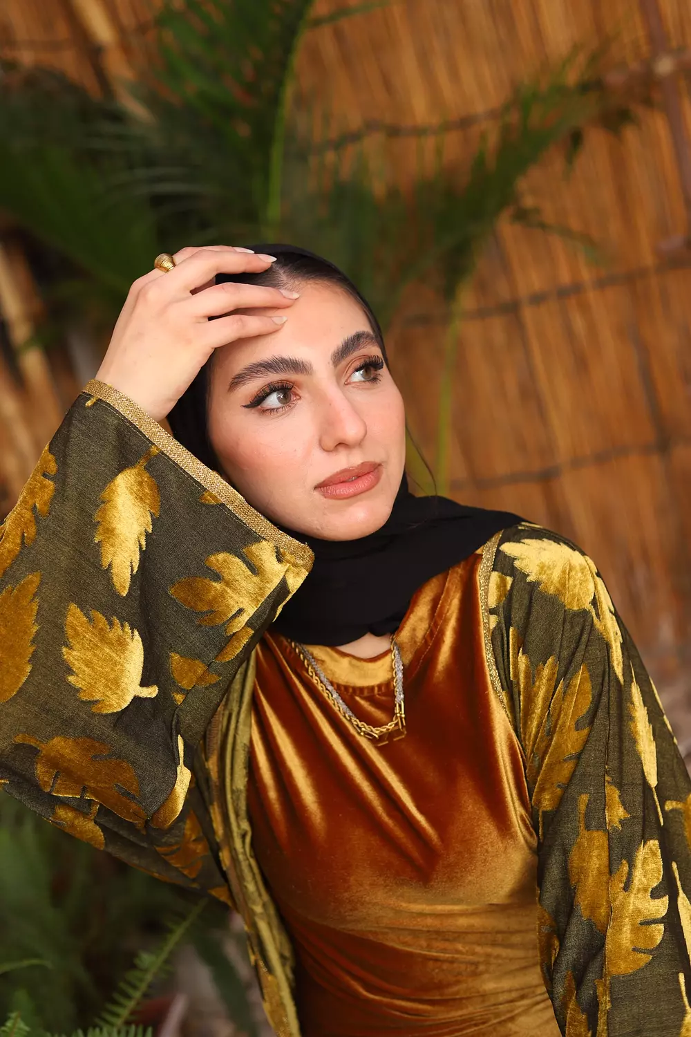 Velvet Leaves Kaftan  (Mustard) 10