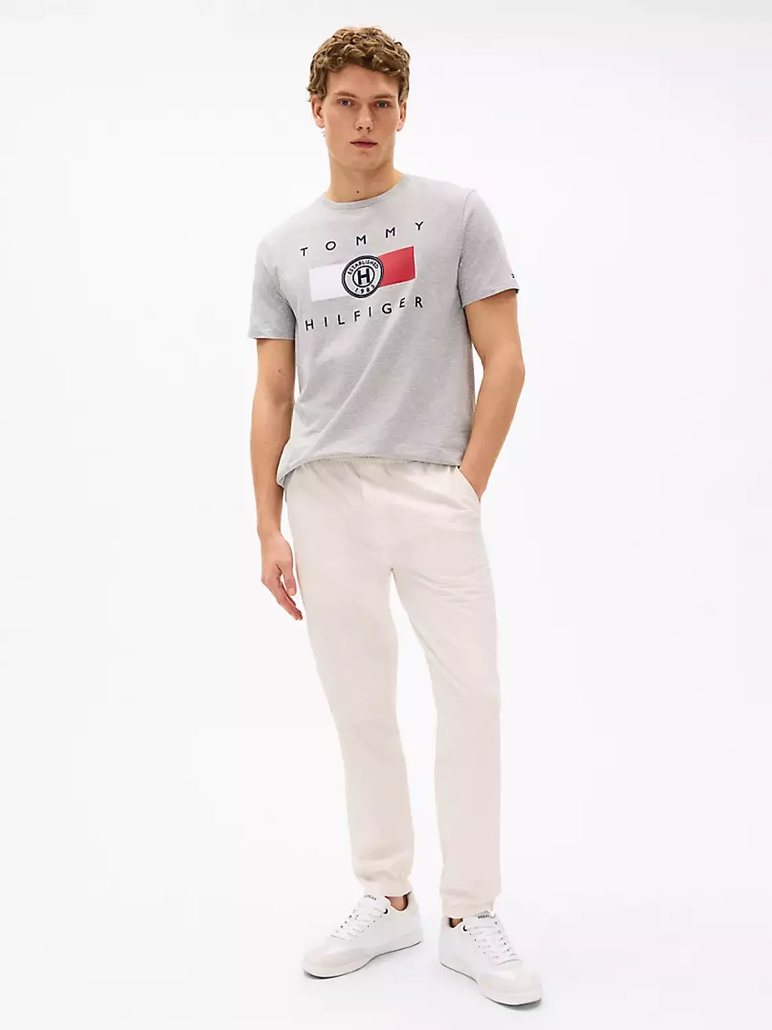 Hilfiger Circle Logo 2