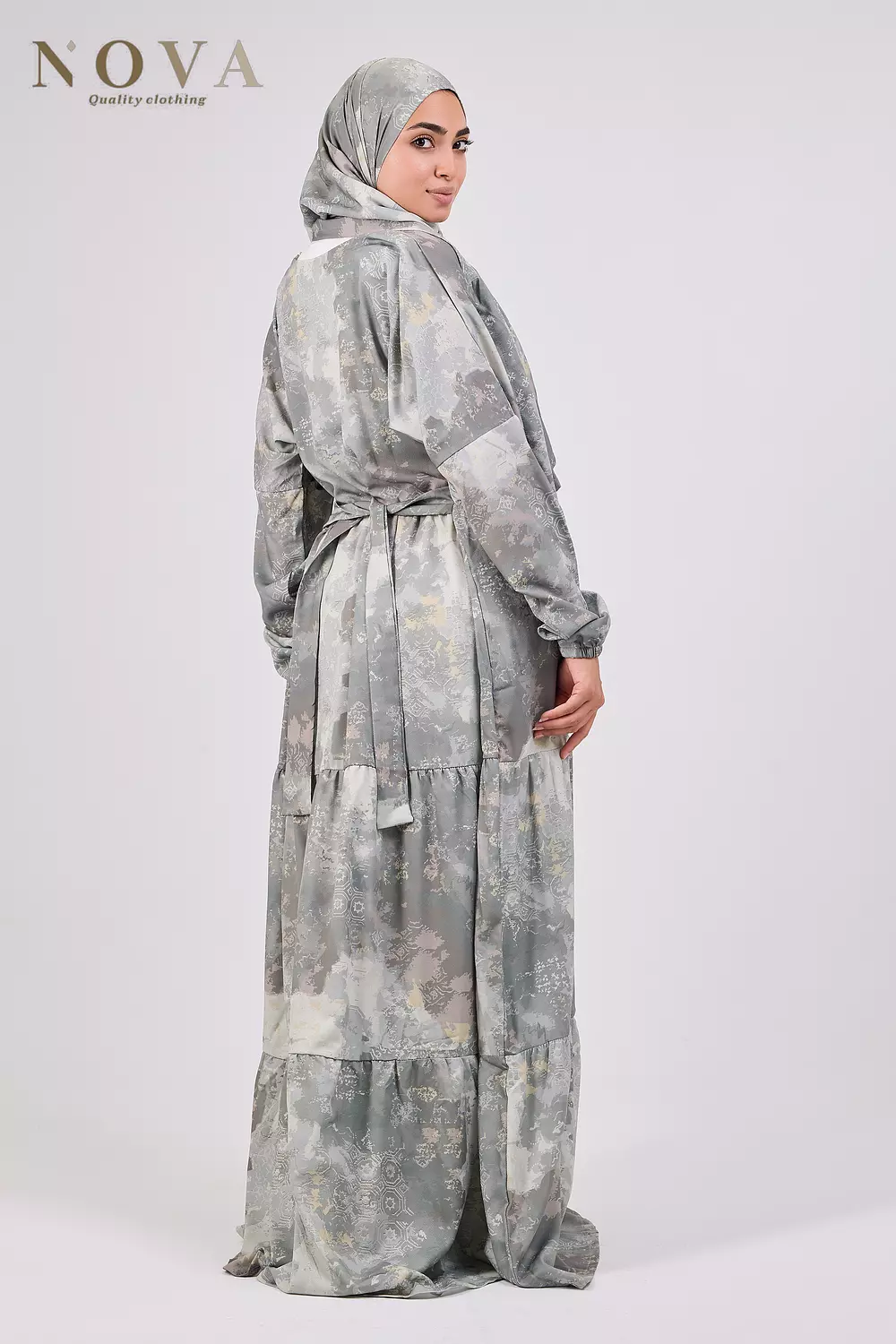 <h2 style="text-align: start"><span style="color: #7B6745FF">Soft dress</span><span style="color: rgb(123, 103, 69)">→</span></h2>