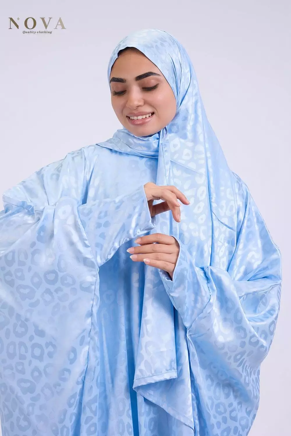 Baby blue butterfly Jacquard 3