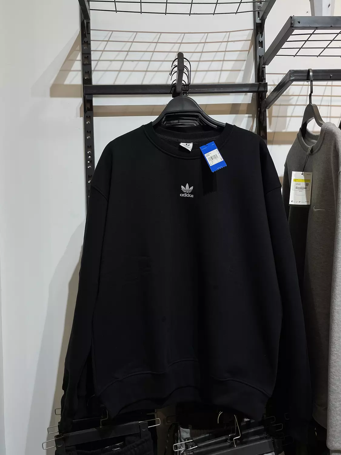 Adidas oversize  image