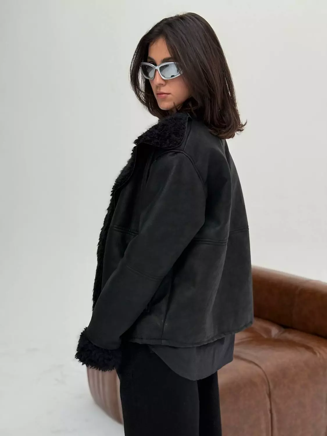 Leather jacket lined with fur 13