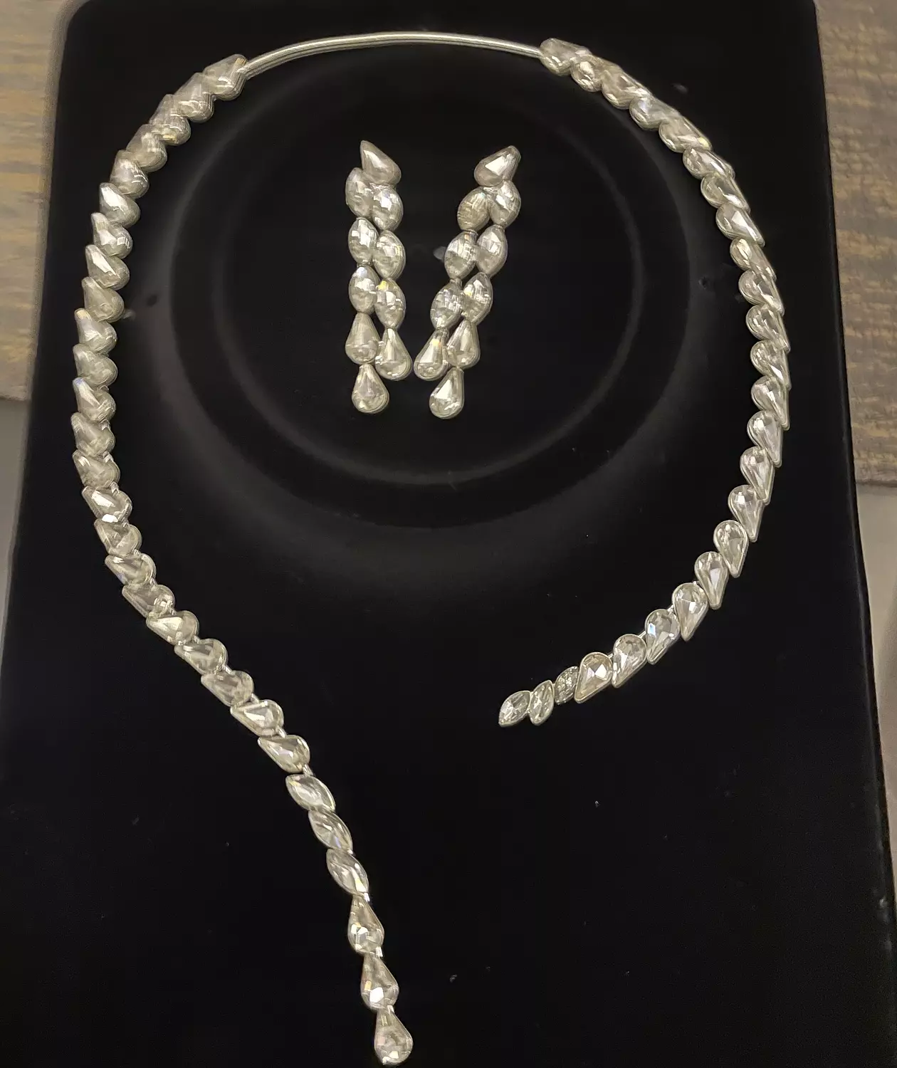 Diamora set image
