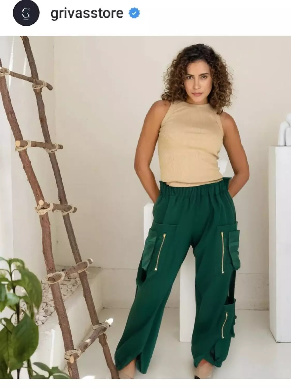 six pockets  6