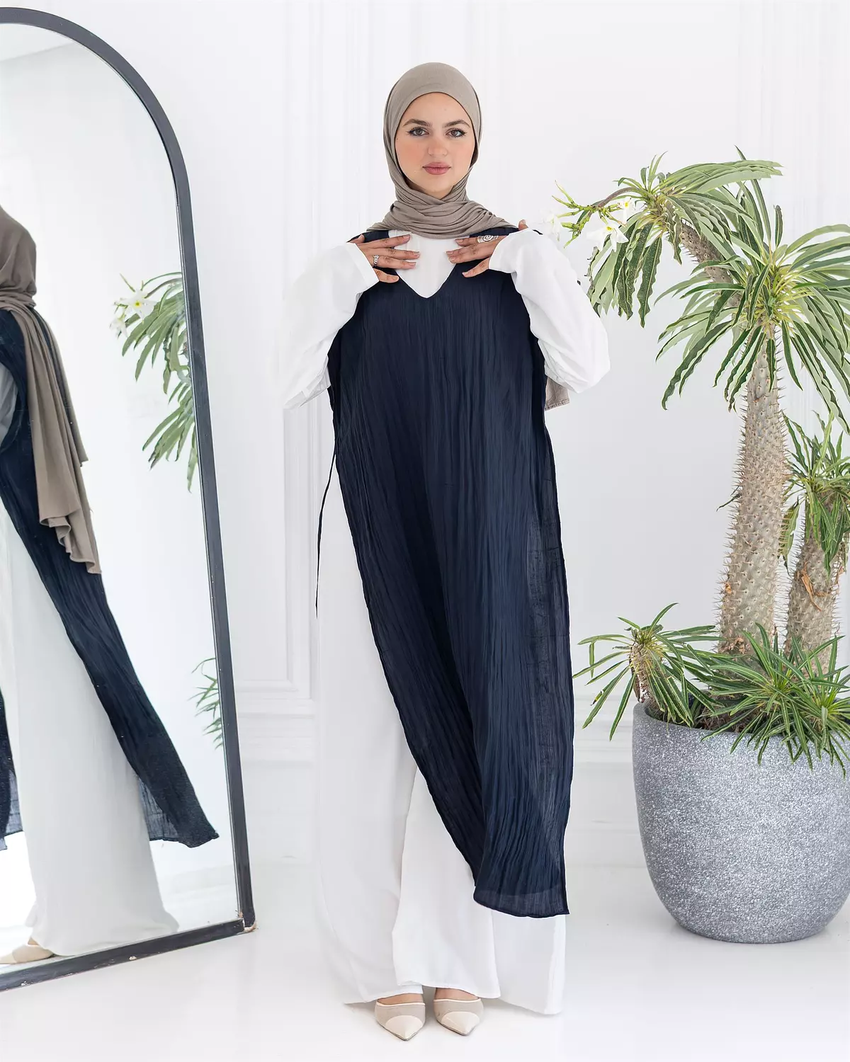  Sleeveless Shirt Dress 8