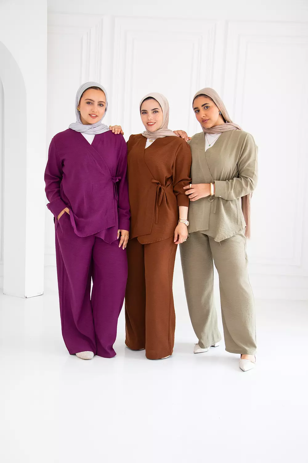<p style="text-align: start"><span style="color: rgb(168, 27, 98)"><strong>LAYLA SET</strong></span></p>