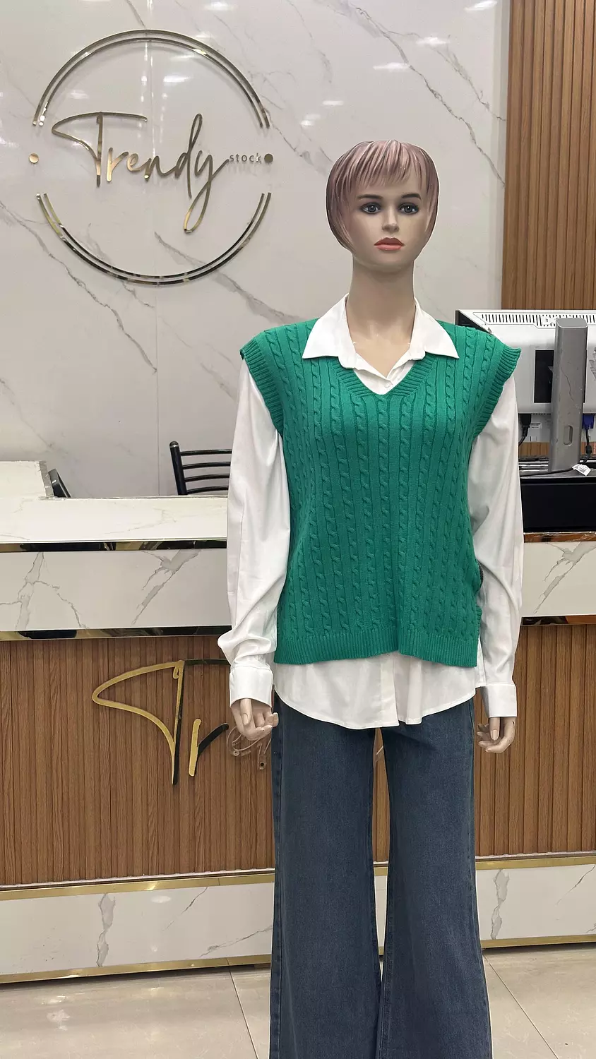 V-neck Sweater Vest 14