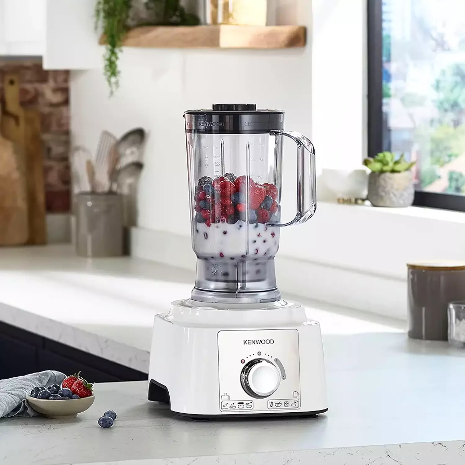 Kenwood Food Processor 1000 watt 7*1 5