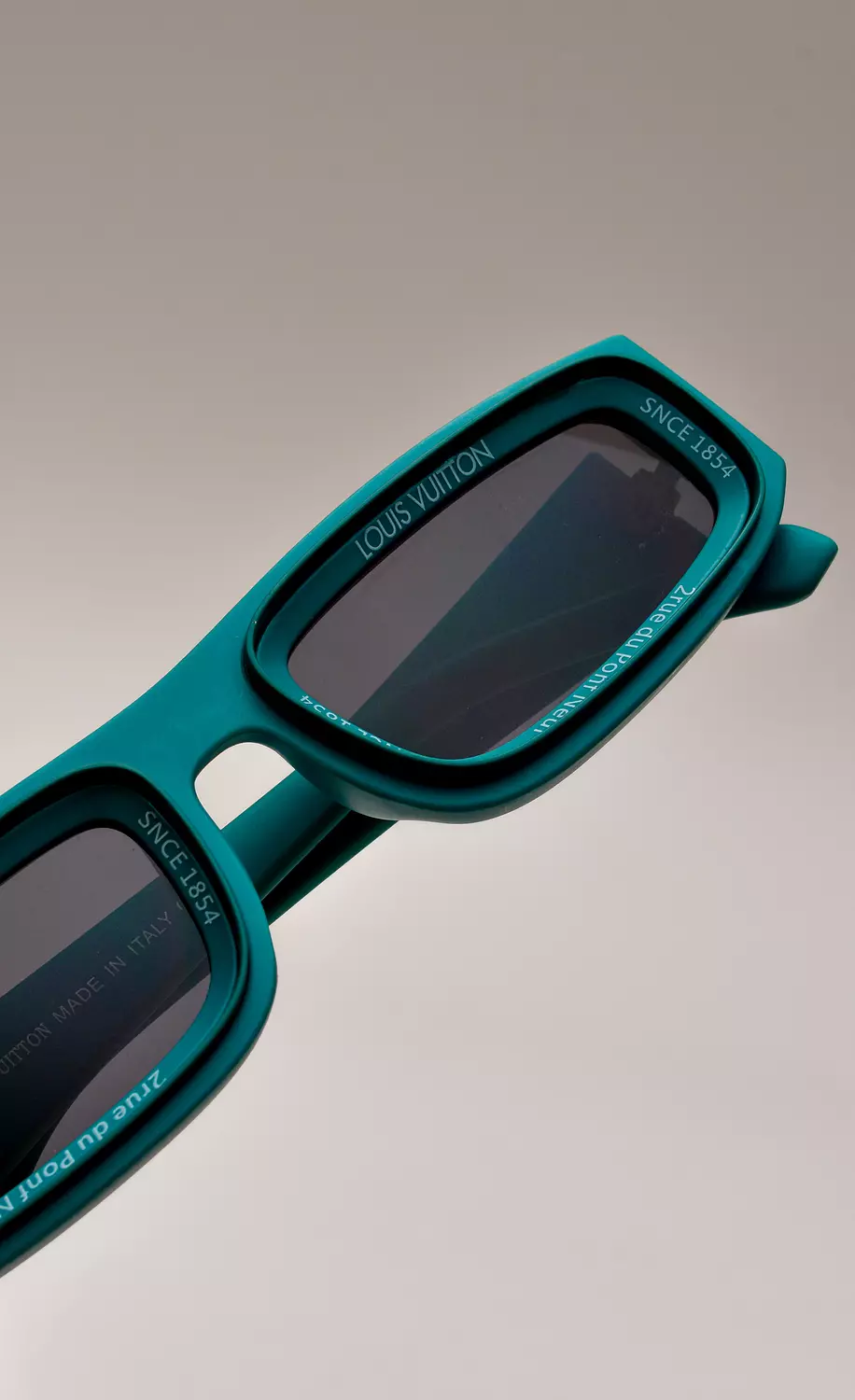 LV sunglasses 1