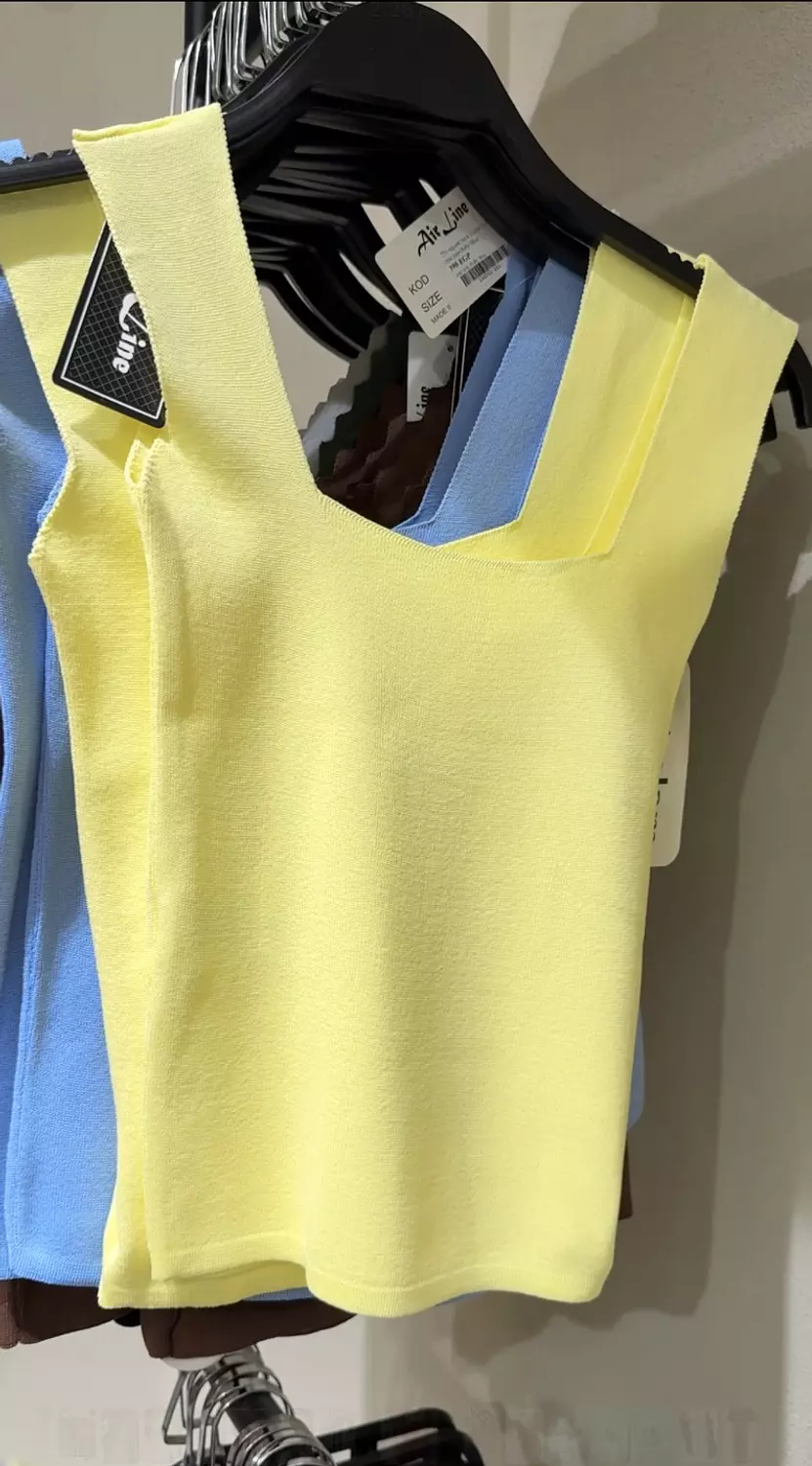 Square Neck Collar Top 2