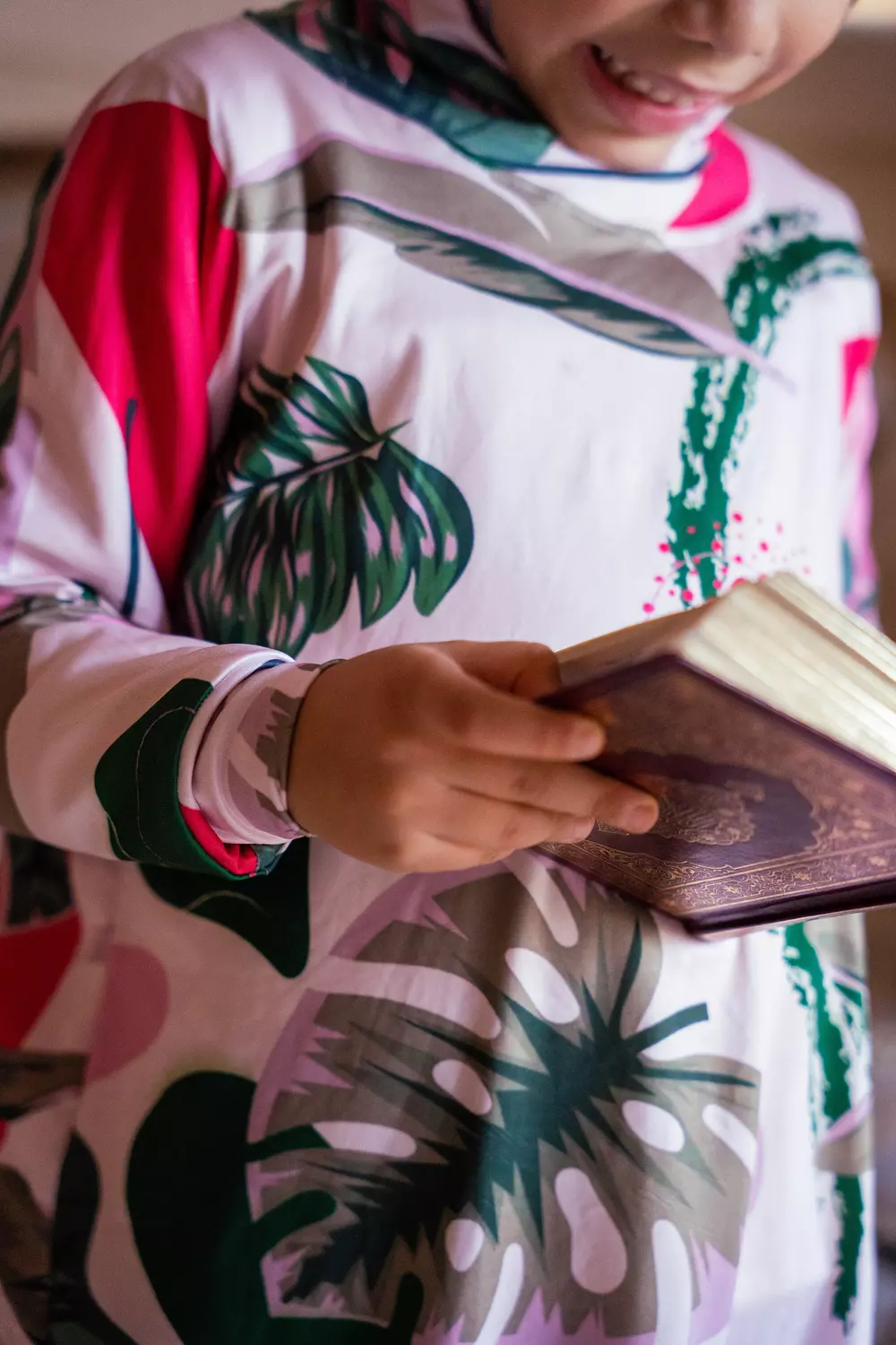 Prayer Kids Isdal -Tree Leaves - Multi Color  image