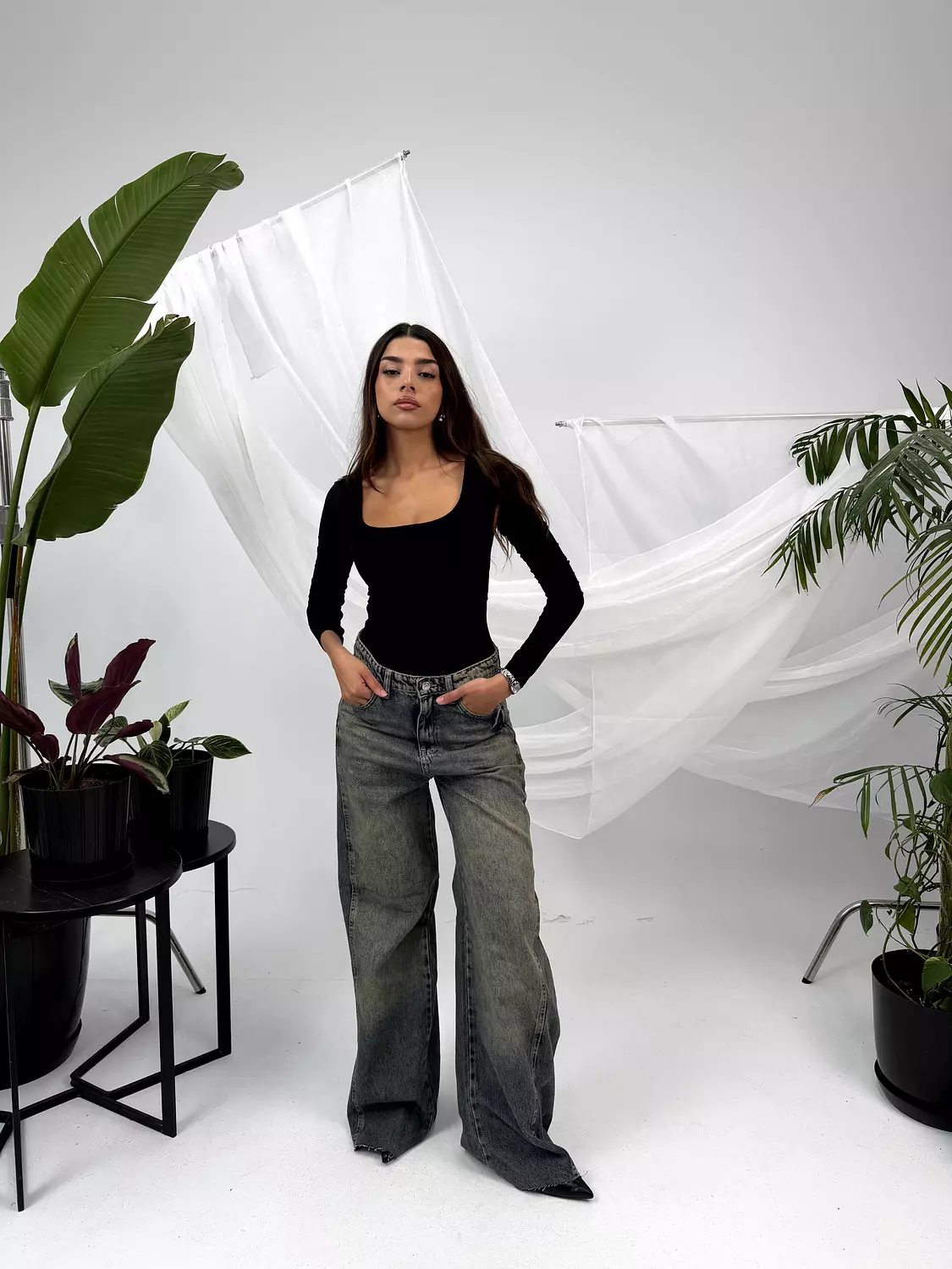 Side seam wide leg 1