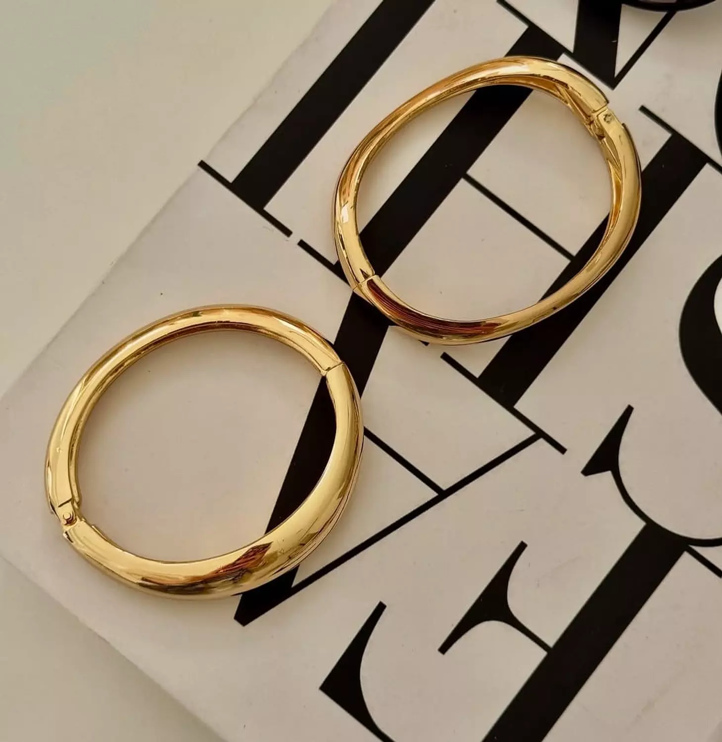 Bangle B26 hover image