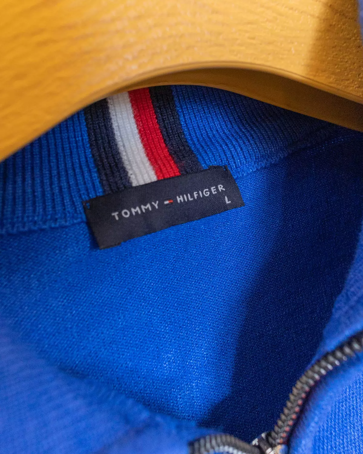 TOMMY HILFIGER HALF ZIPPER PULLOVER  30