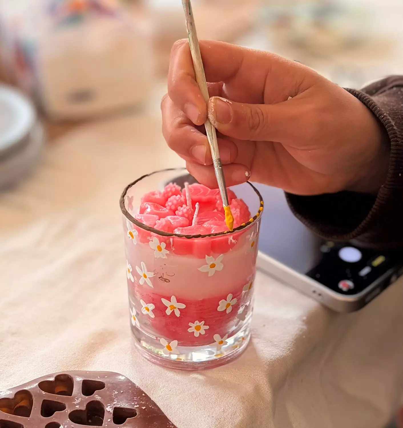 Candle making workshop  image