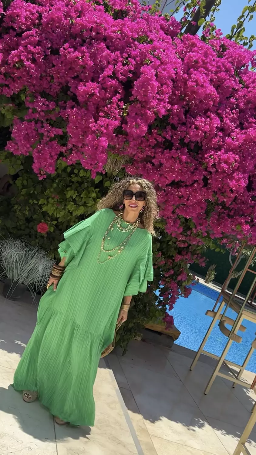 Green Dress / 506 image