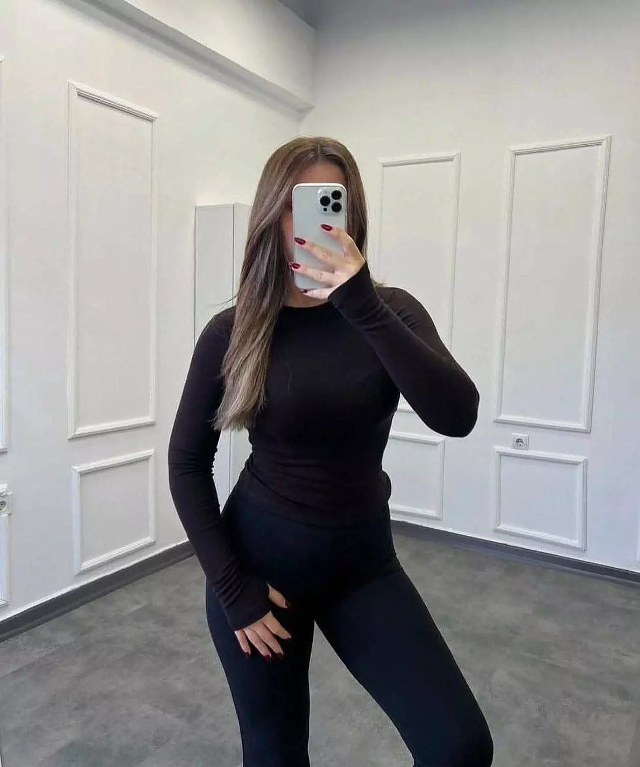 Form-Fitting Long Sleeve Essential Top - Stretchy Comfort for Daily Wear image