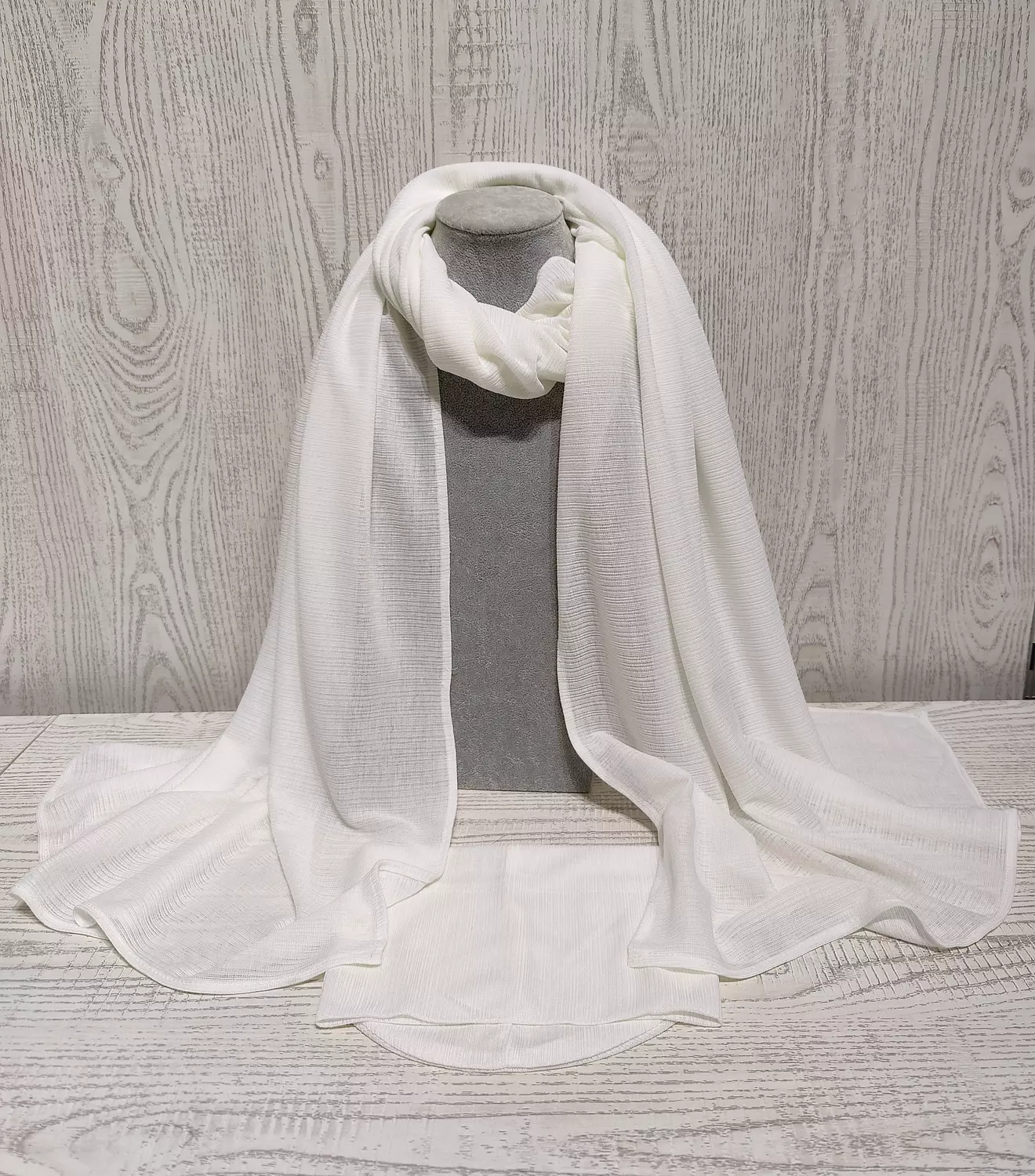 Scarf-Couple-Pearl image