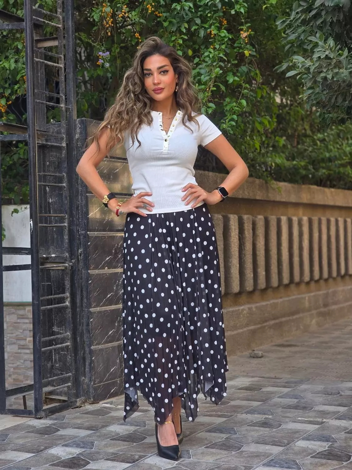 Black polka dot zigzag skirt image