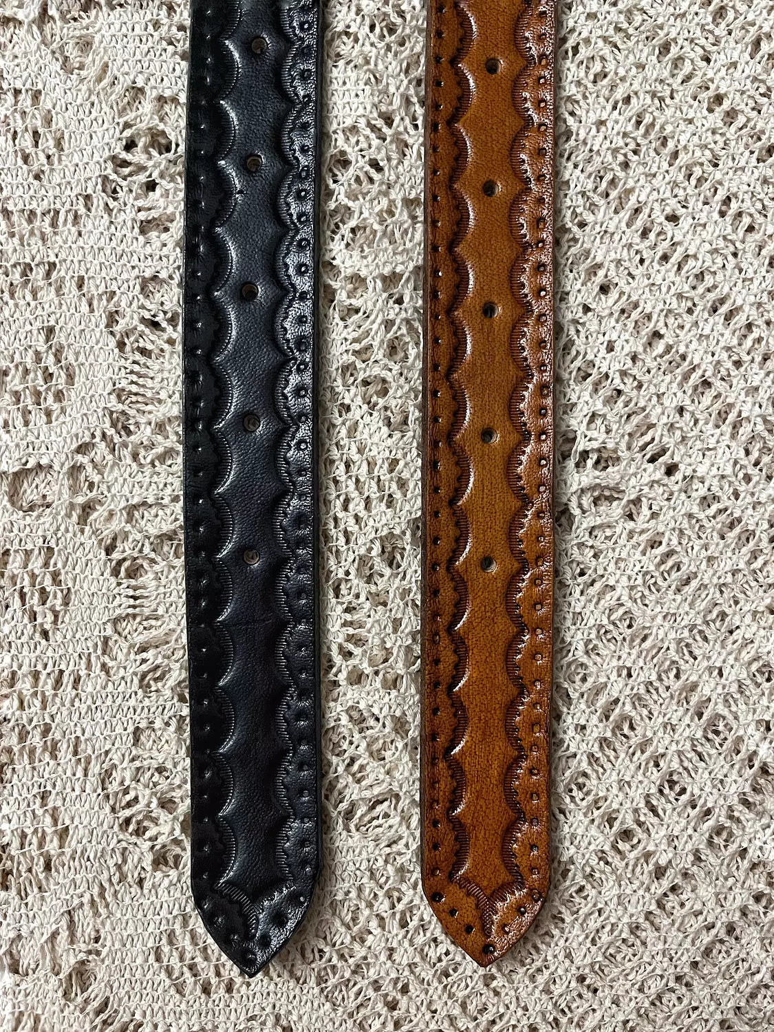 Tooled leather belt - Scalloped border 5