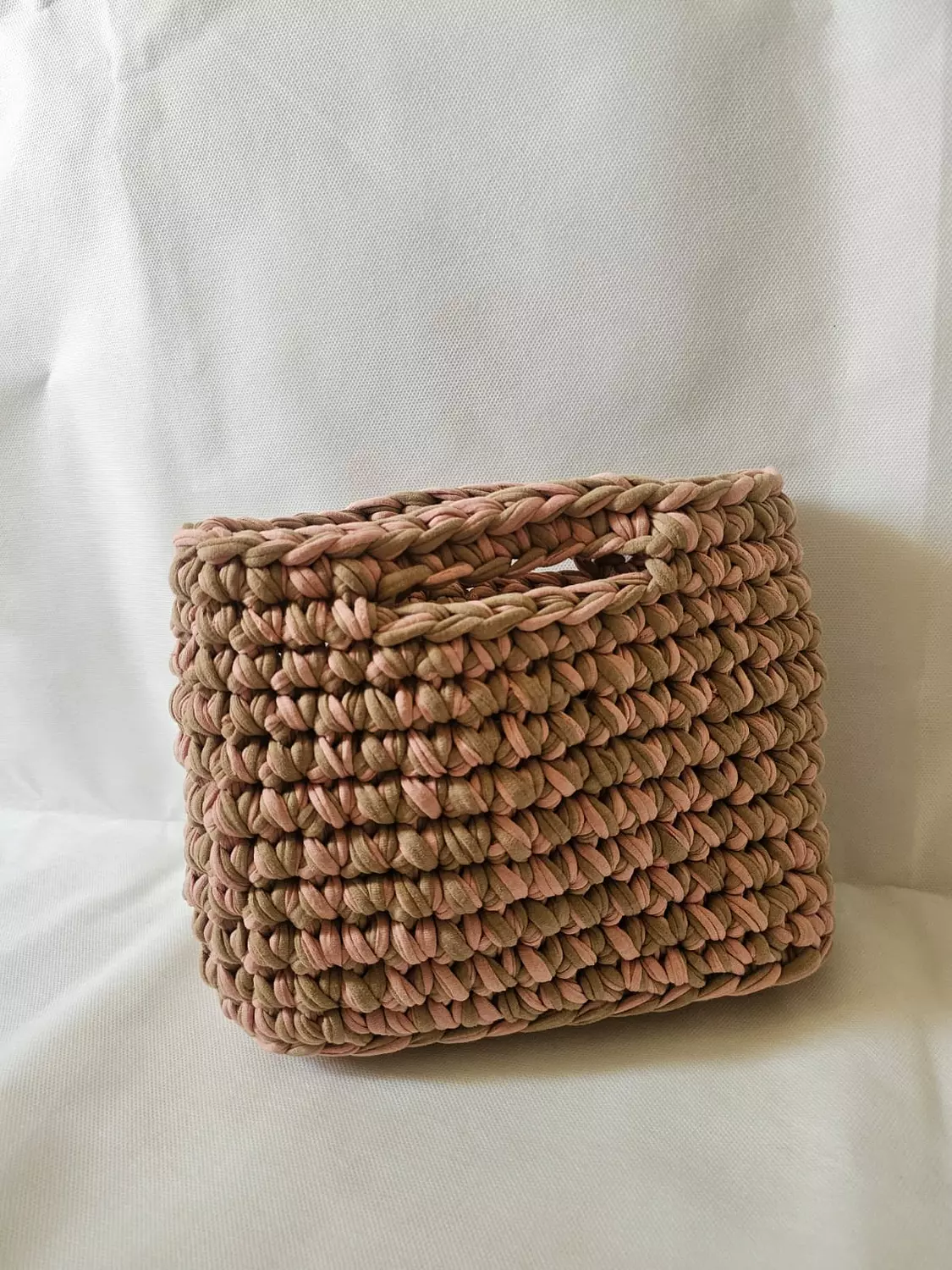 Peachy Loop – Handwoven Crochet Clutch 4