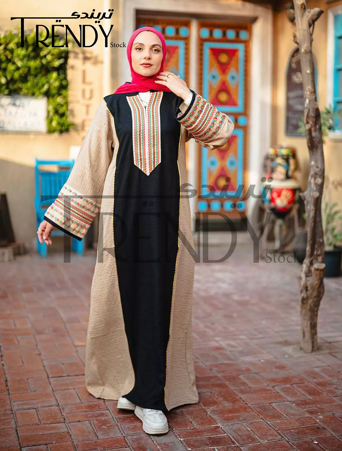 Linen abaya with Indian embroidery 2
