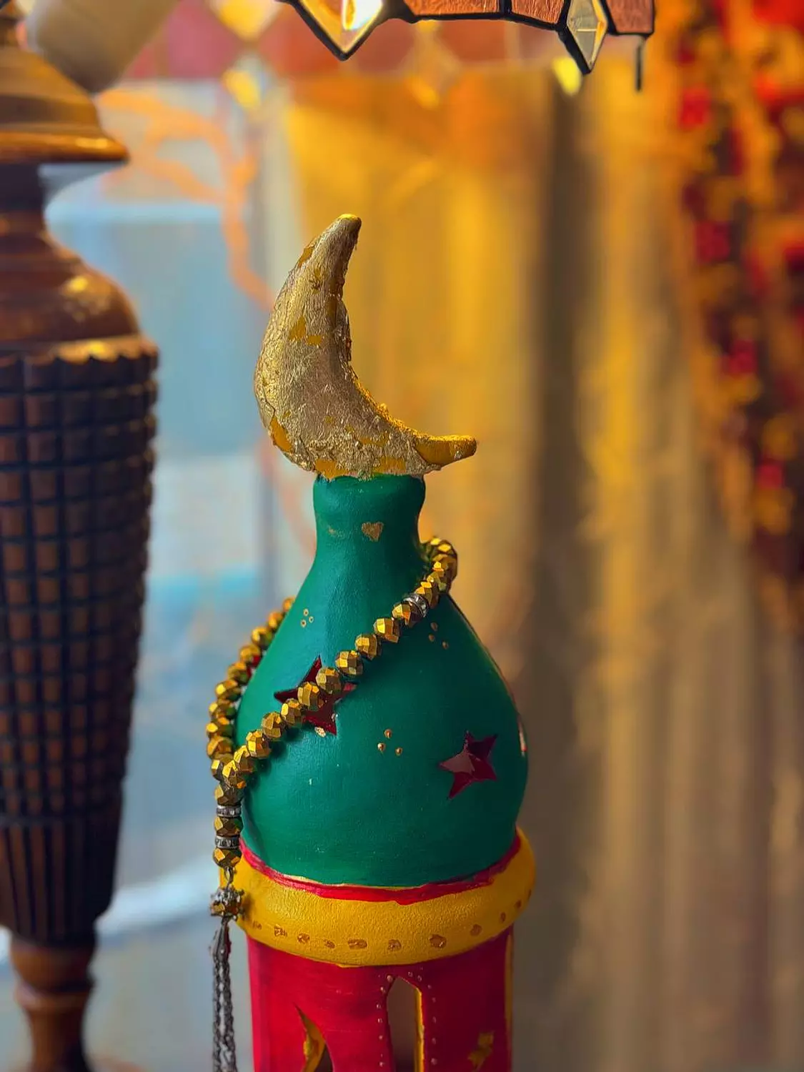 Large Maazana with gold Hilal 2