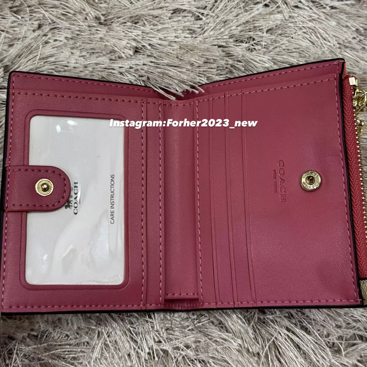 Coach bifold wallet in khaki 2