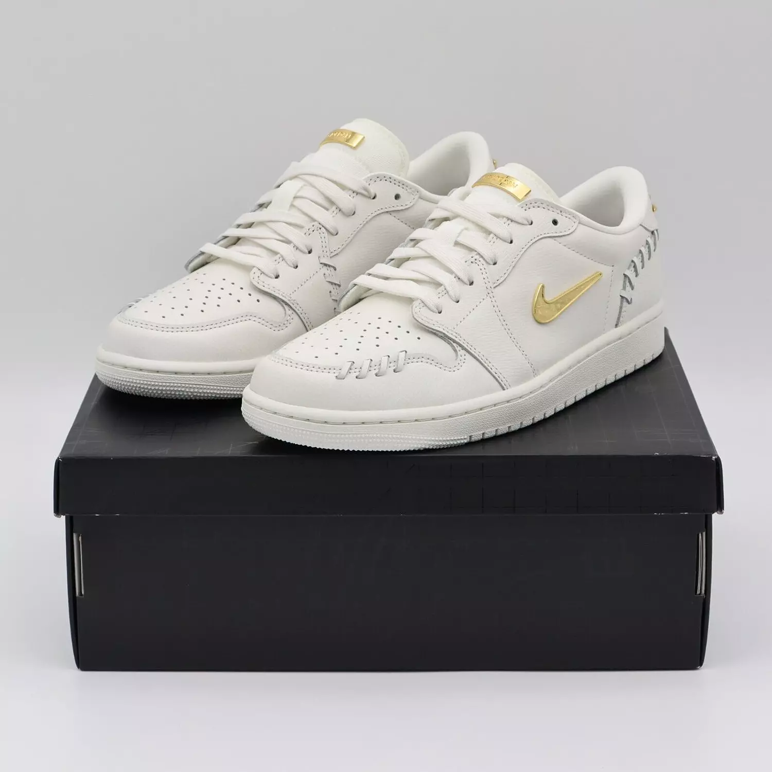 Nike Jordan 1 Low ‘ White Gold’ 4