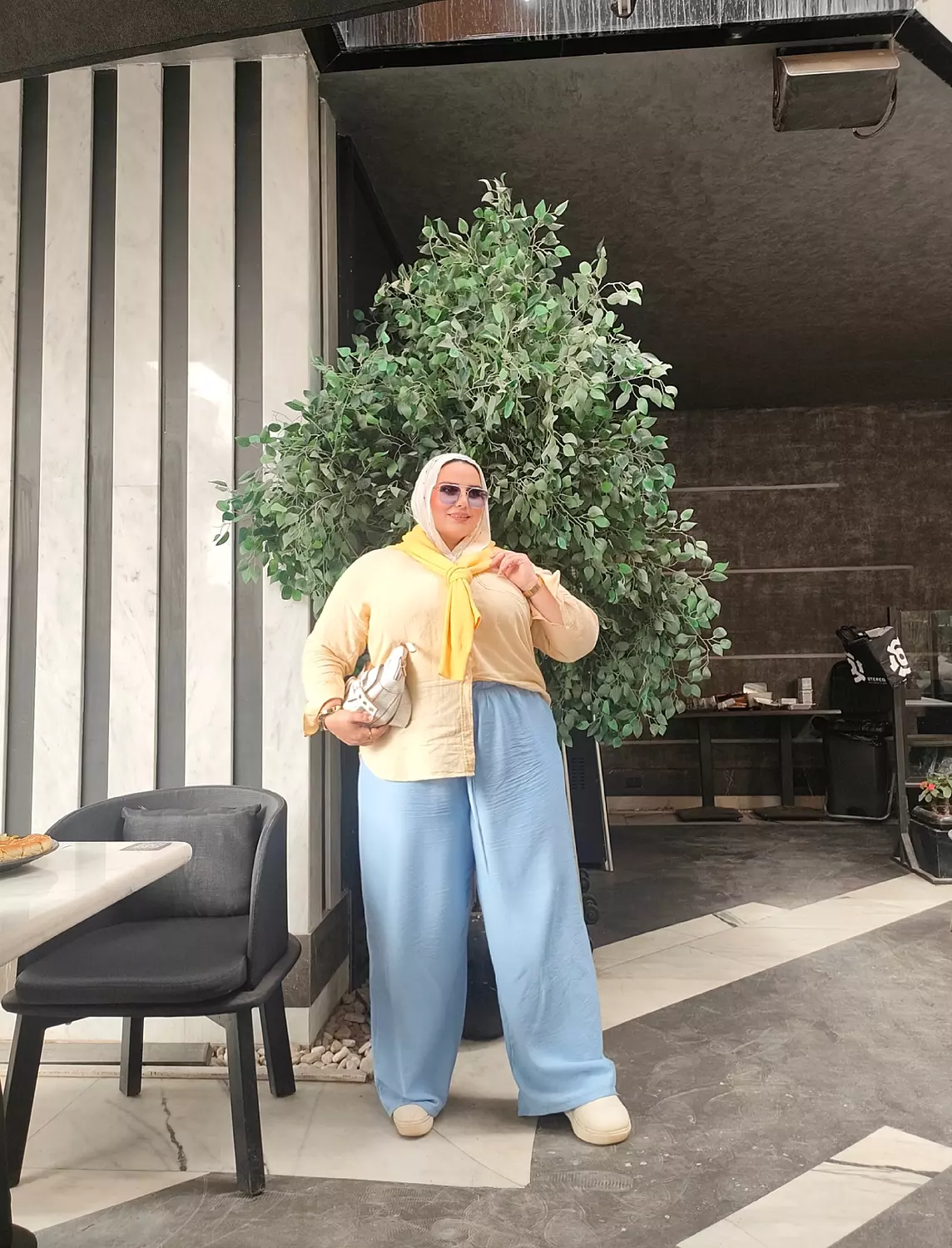 Essential linen pants ( in baby blue ) hover image
