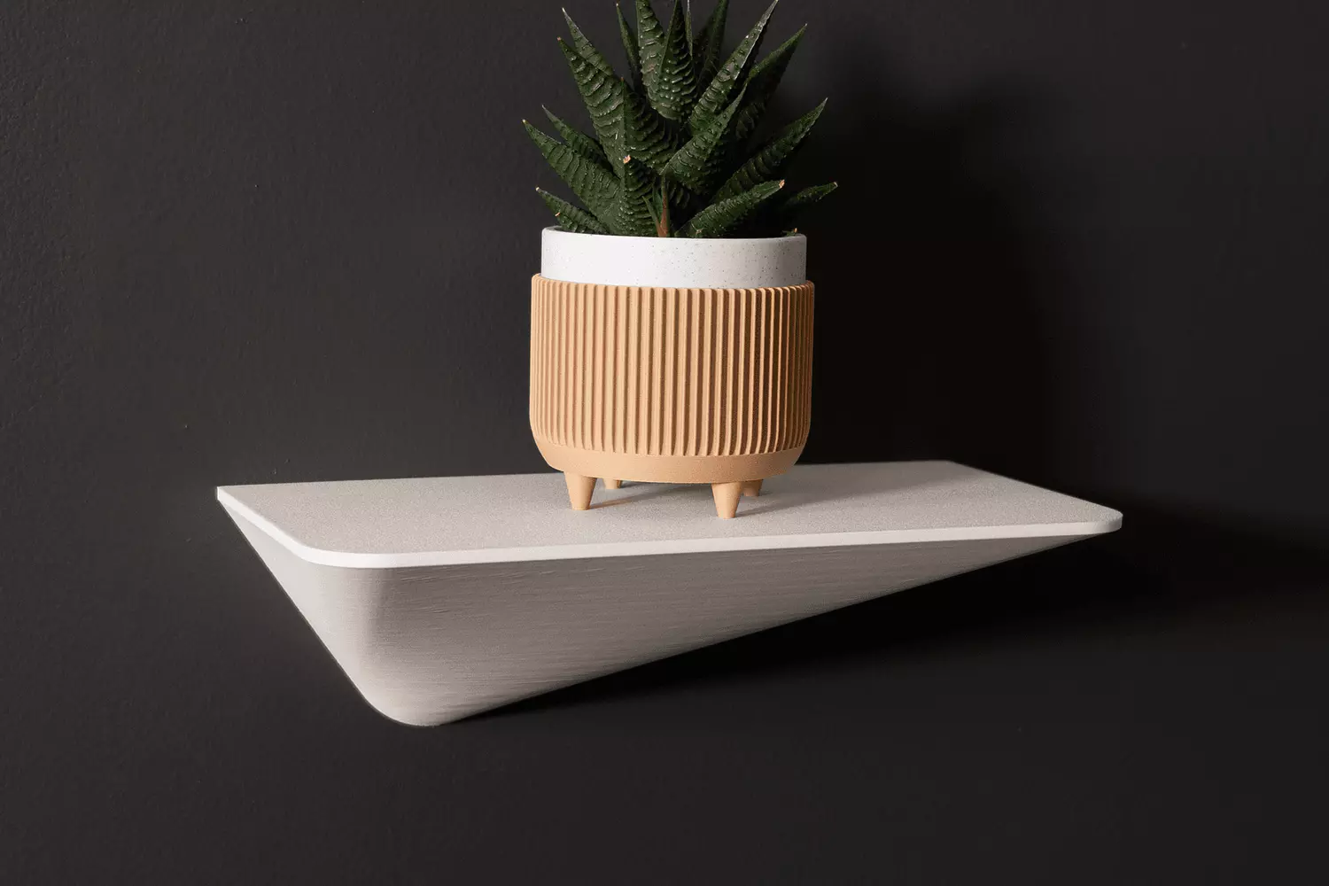 Asymmetric Shelf image