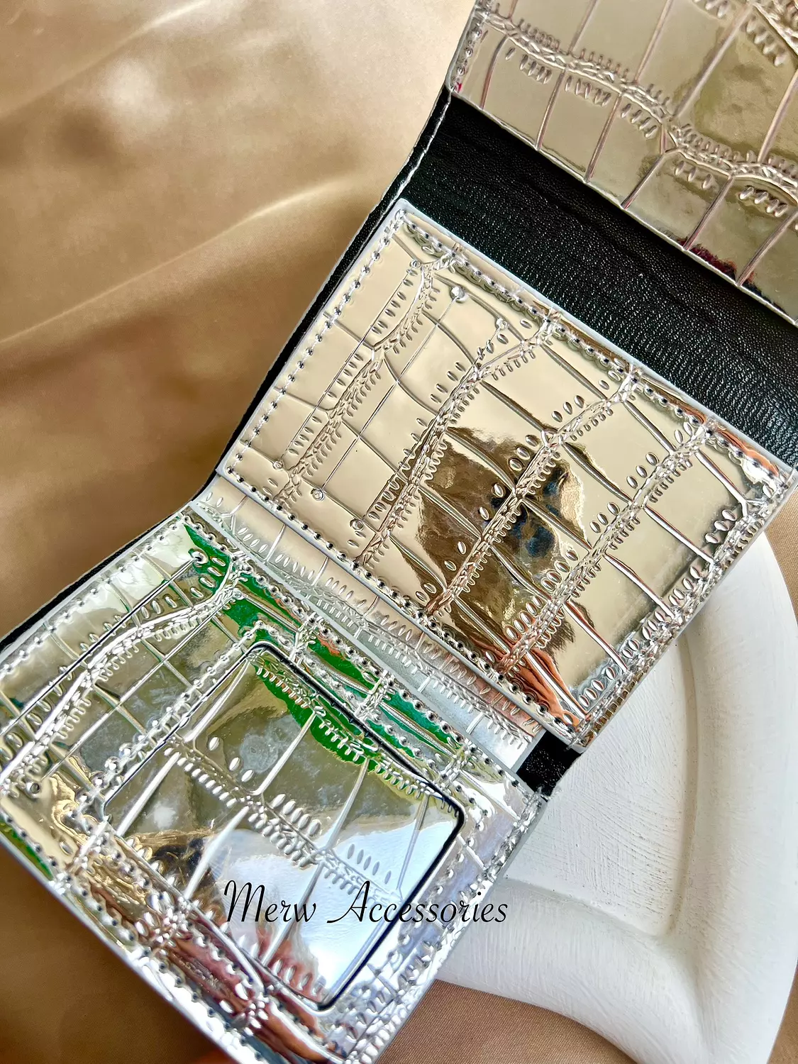 Silver wallet 1