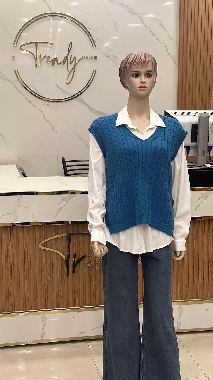 V-neck Sweater Vest 17